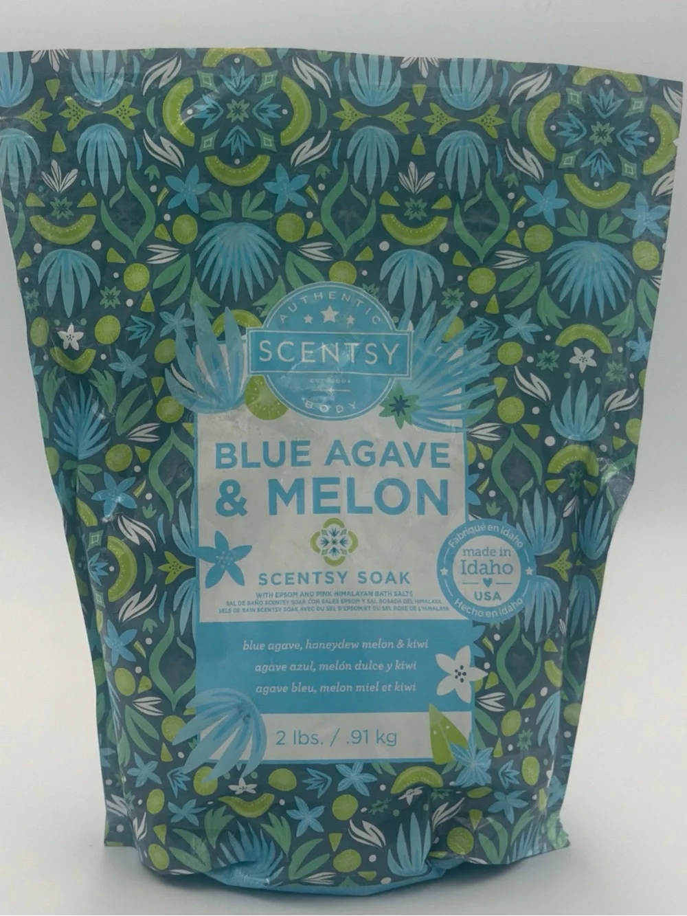 Scentsy Blue Agave & Melon Bath Soak - Blue, Green, Teal Patterned Pouch